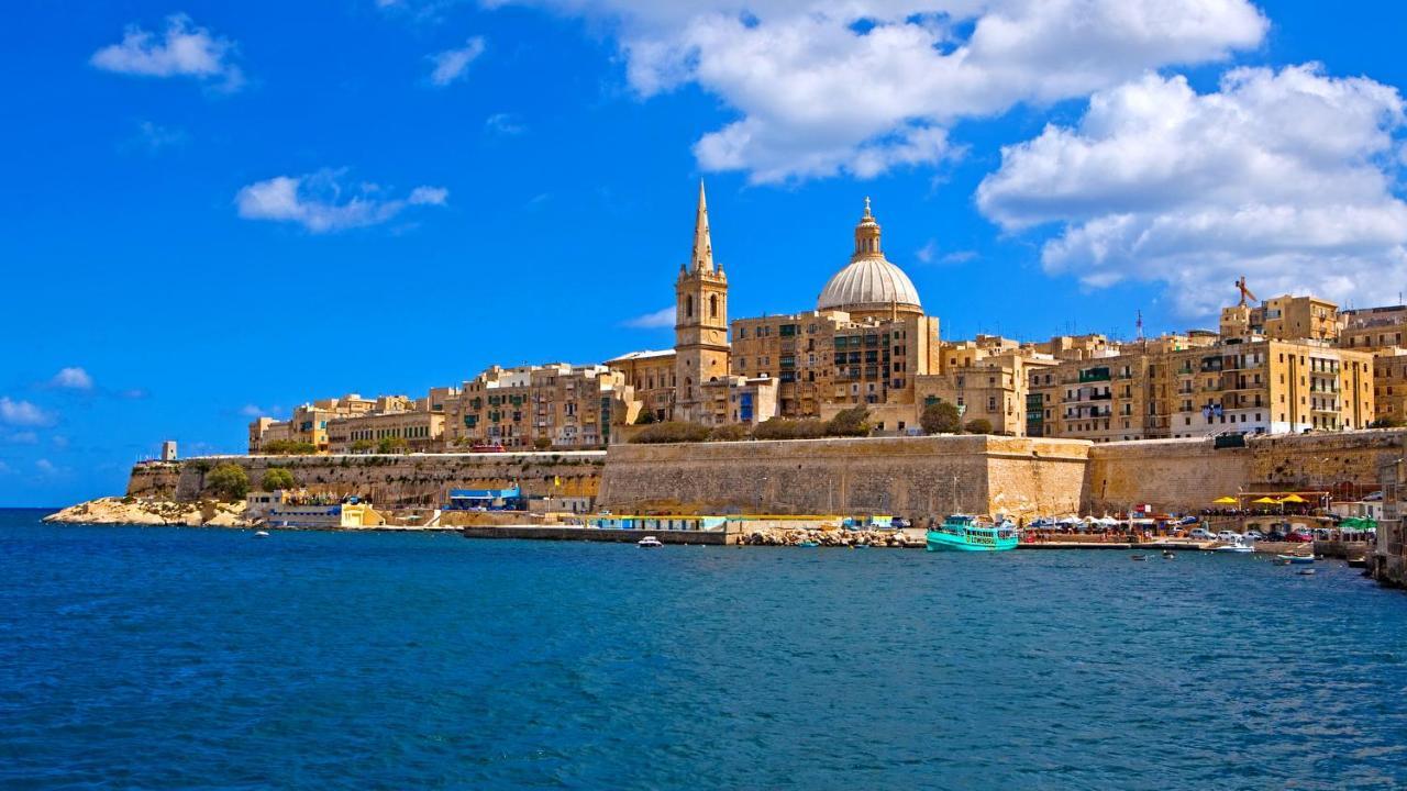 Central Rooms - Near Valletta & Sliema - Best Bus Lines Hamrun ภายนอก รูปภาพ